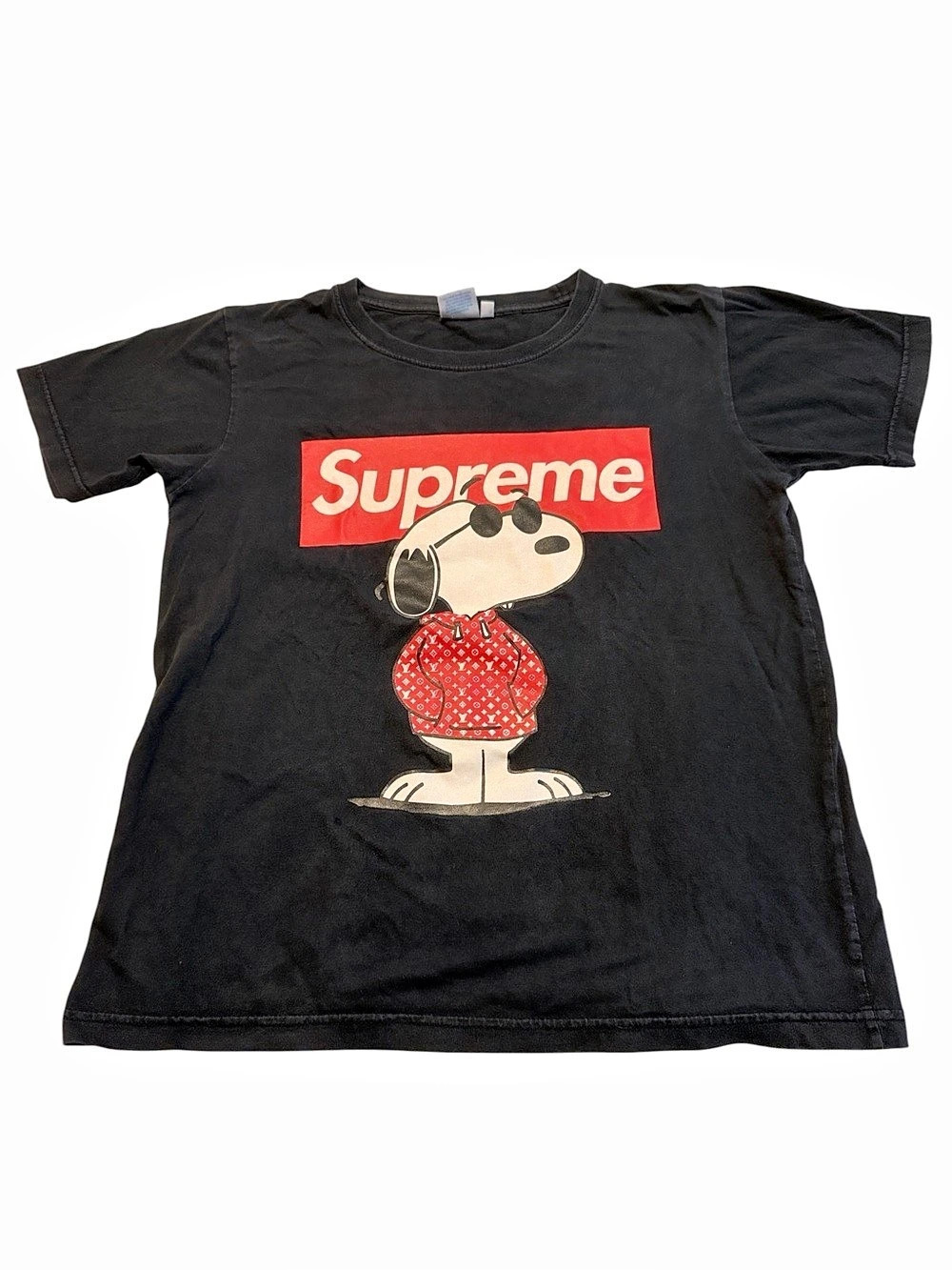 Supreme Snoopy Graphic Cotton Tee in Black & Red Size Small